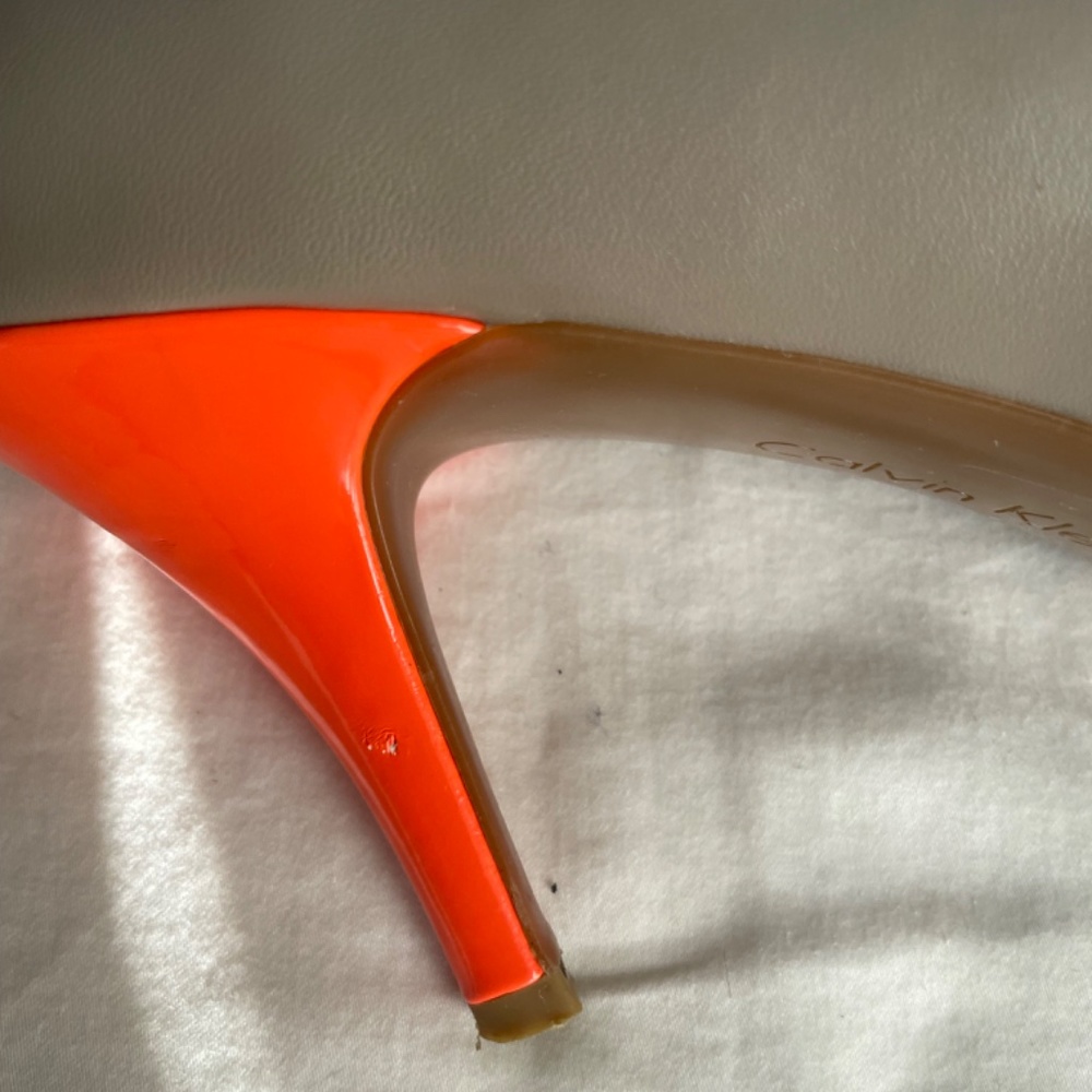 Calvin Klein Ashley pump. Mink and bright orange size 7.5 - Picture 3 of 10